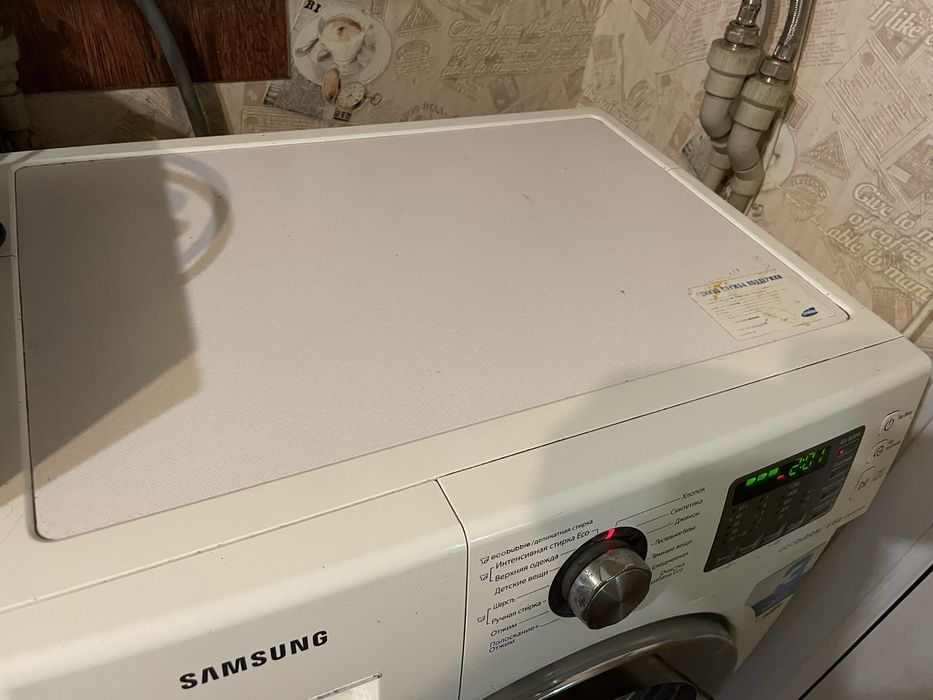 Стиральная машинка Samsung WF602W2BKWQ 6кг EcoBubble