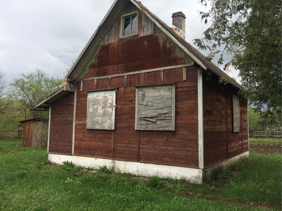 Дача біля Трускавця 7,5 сот дачний будинок, земельна ділянка