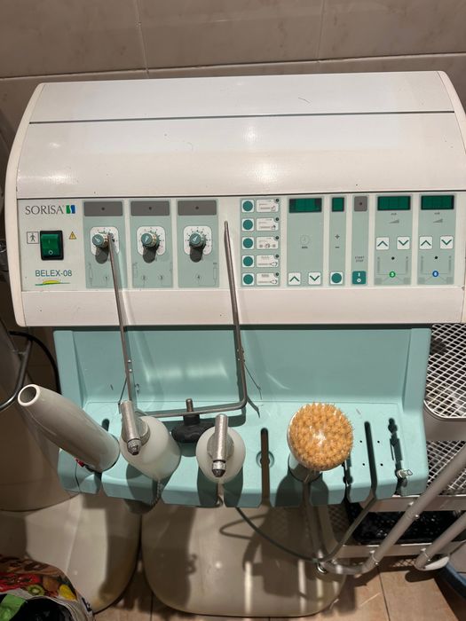 Máquinas  electroestimulacao e limpeza pele