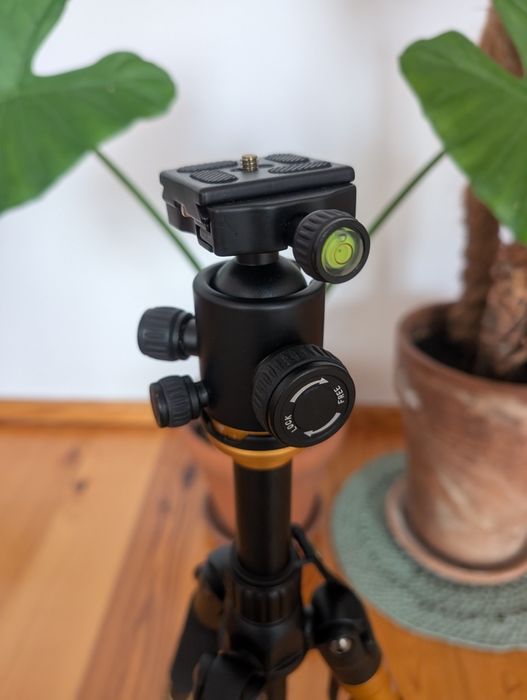 Profesjonalny statyw fotograficzny aluminiowy