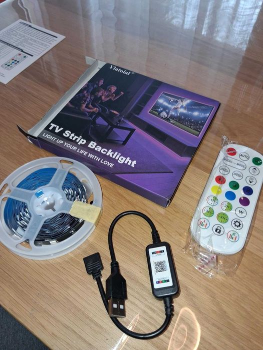 Fita LED RGB Inteligente Bluetooth c/ Comando e App (Vários Tamanhos) - Nova