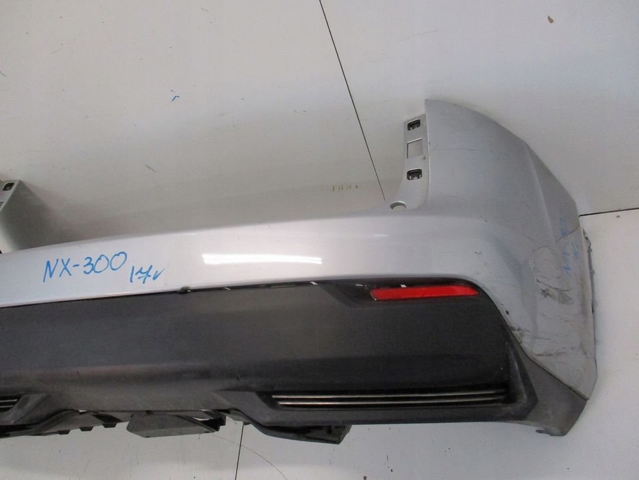 Zderzak Lexus NX300 NX 300 17R TYL TYLNY
