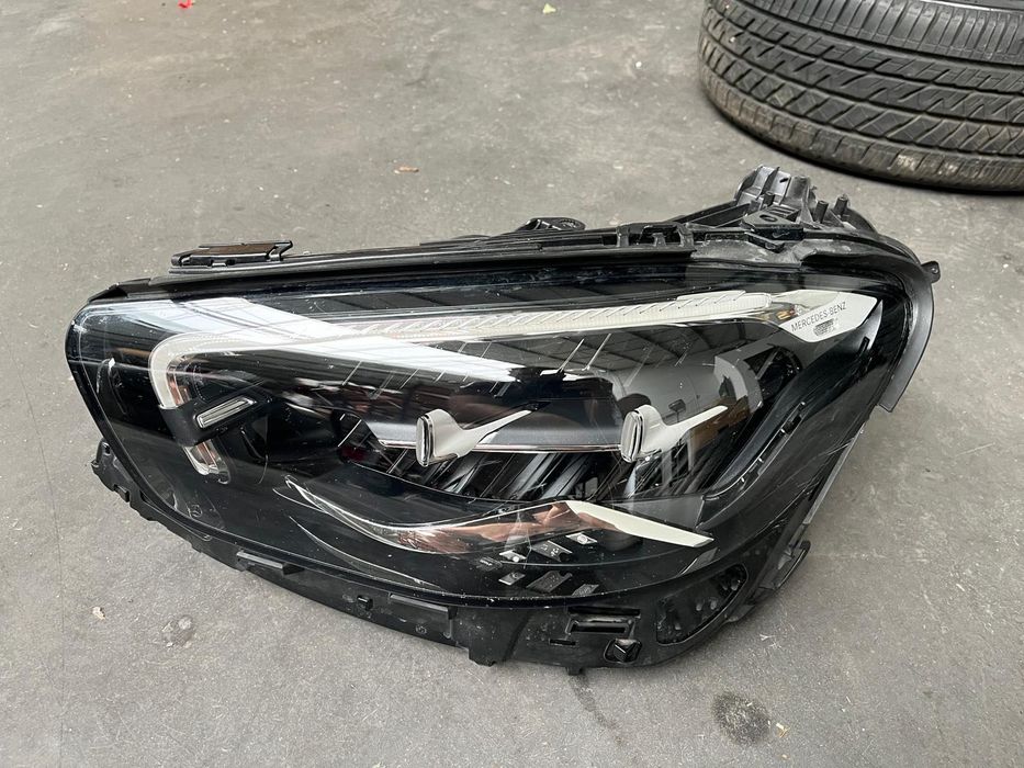 Lampy przód Mercedes W213 Lift Full Led Komplet bez modułów