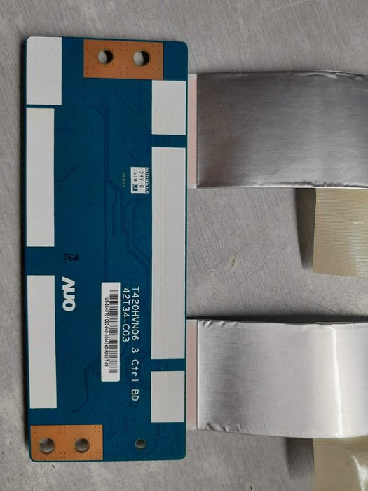 PEÇAS - TV LED 43" - LG 43LH500T - com Ecrã Partido!!!