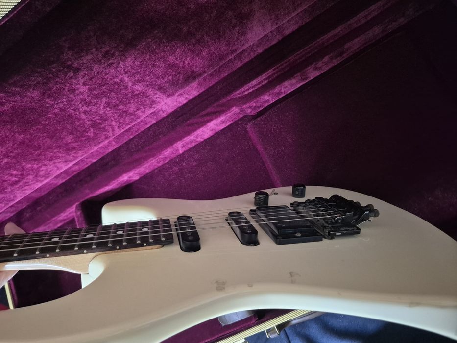 Charvel model 3 lata 80
