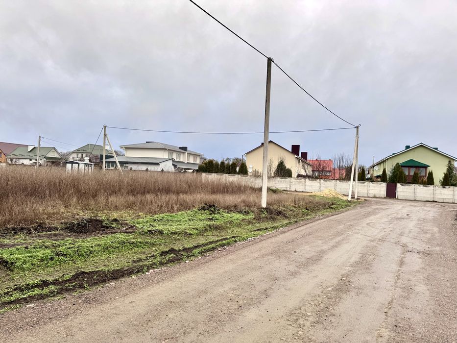 Продам ділянку під будівництво з усіма перевагами