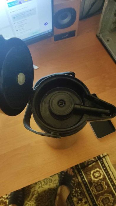 продам термос Kamille KM2026 - 1,9 л