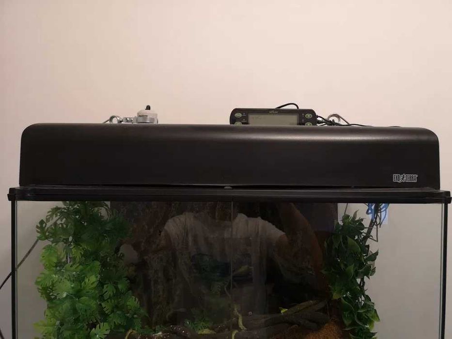 Suporte Lâmpadas para Terrário - Exo Terra Compact Top Medium