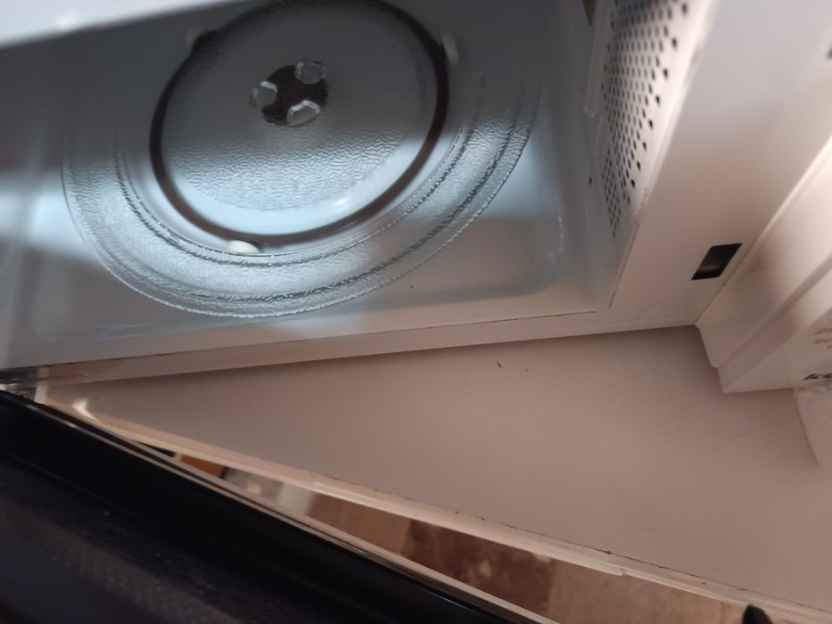 Microondas  Kunft praticamente novo