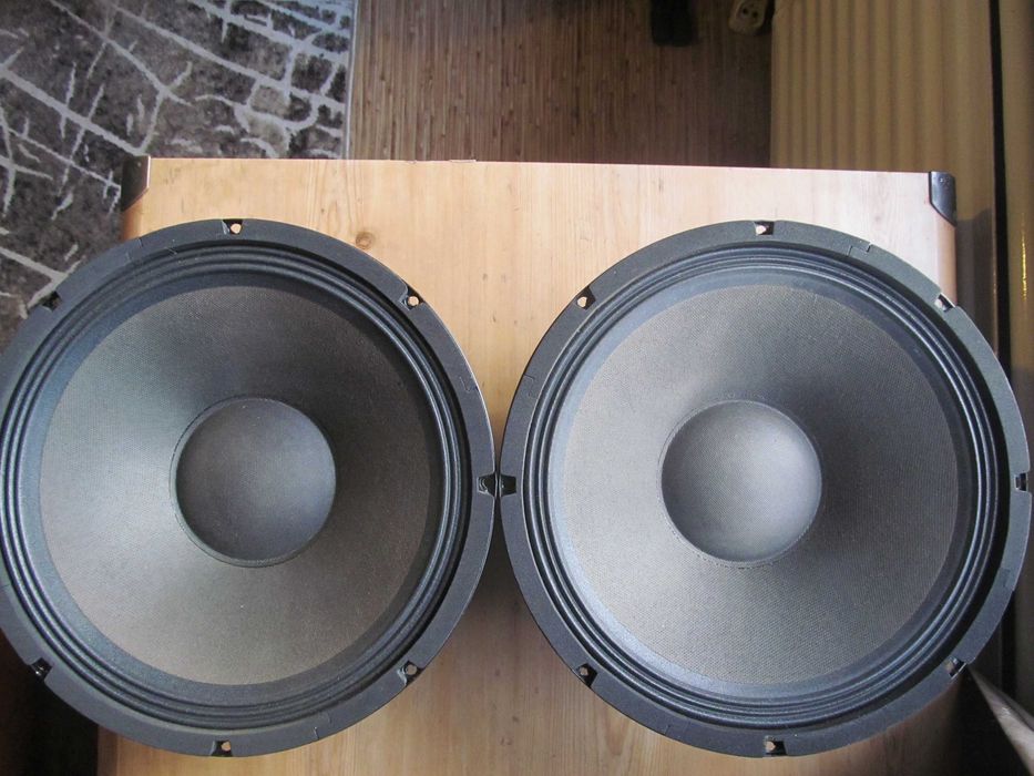 Продам динамики Peavey 12″(Пару).