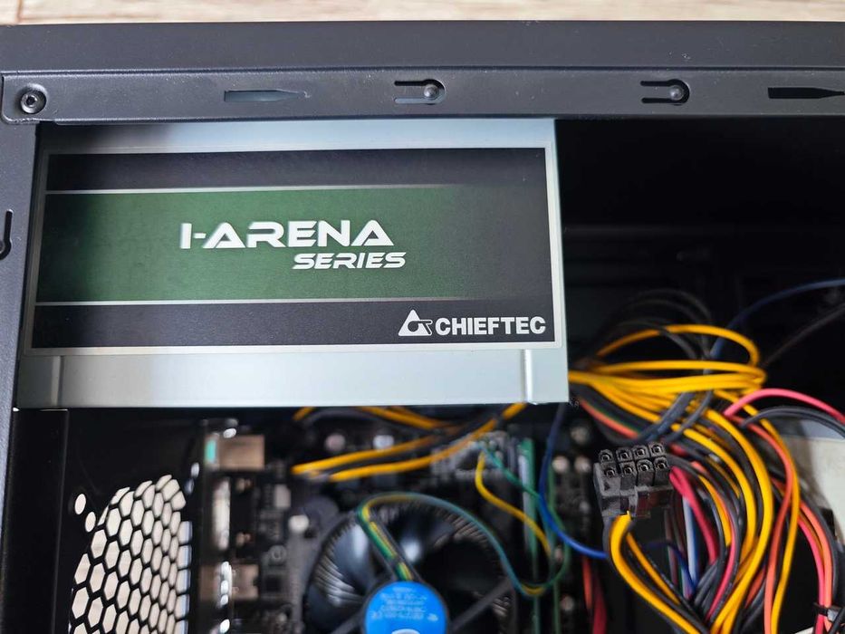 Komputer stacjonarny I5 3.2GHz 8/240GB SSD Intel Gigabyte Chieftec