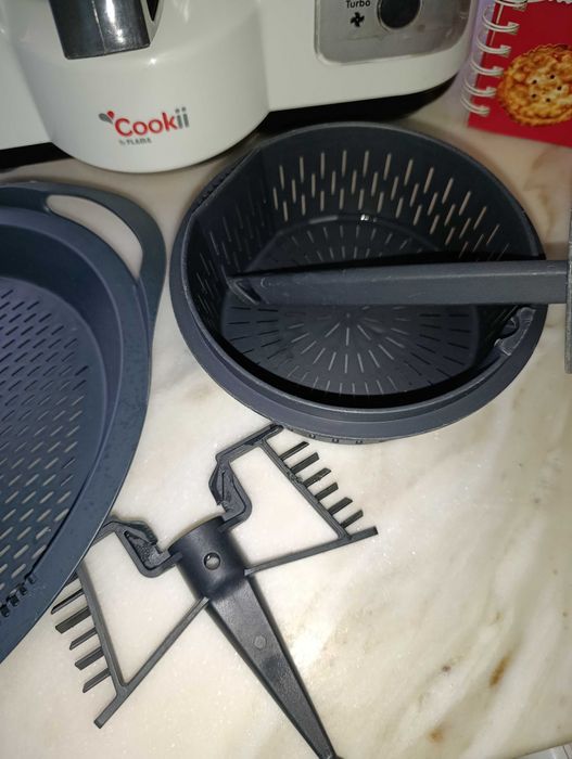 Vendo Cookii em excelente estado