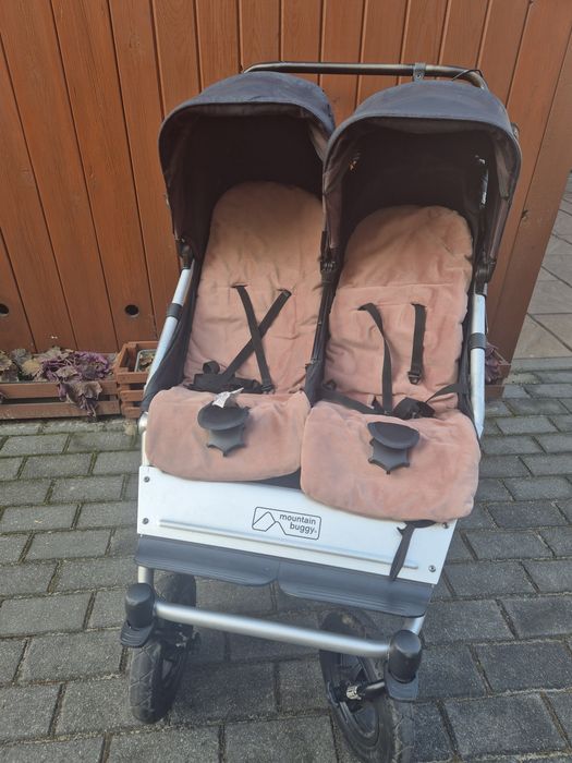 Wózek podwójny mountain buggy duet