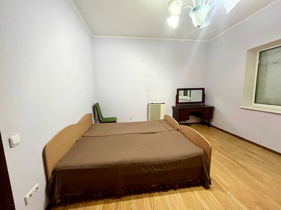 Продам (можна сертифікат) капітальний будинок з банею на березі р.Псел