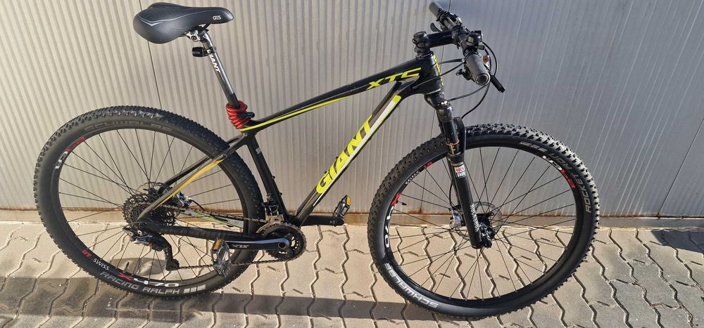 Bicicleta toda em carbono