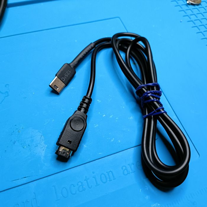 Kabel Link Game Boy Advance i Mirco wymiana Pokemon