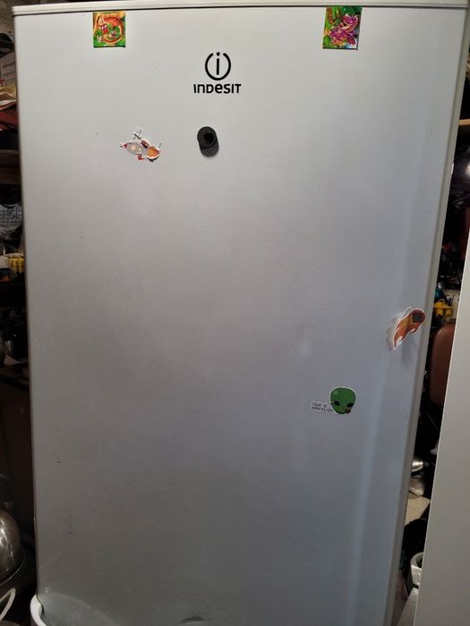 Холодильник продам