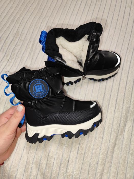 Дитячі теплі сапожки