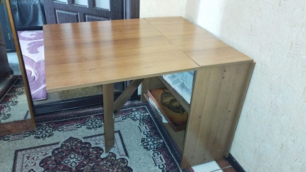 срочно продам стол