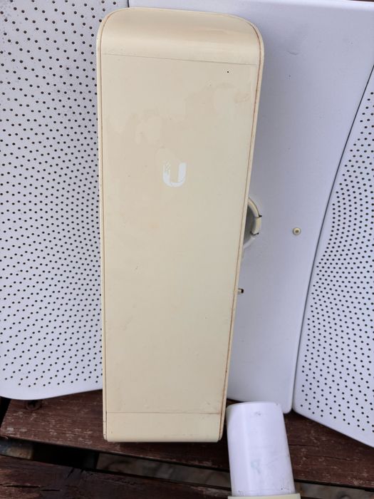 Ubiquiti NanoStation M2