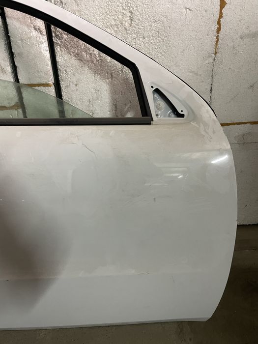 Двері Dodge Durango