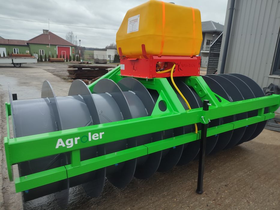 Wał pryzmowy 3 m Agroler APLI-TECH Producent PROW