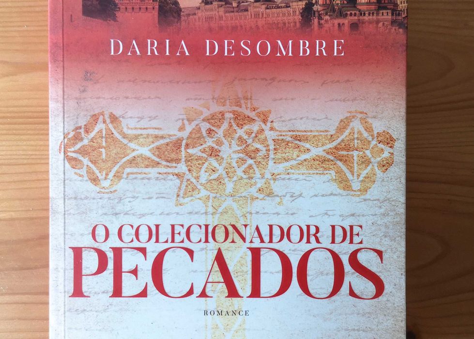 O Colecionador de Pecados - Daria Desombre - Livro
