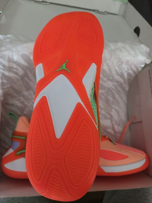 Buty do koszykówki Nike Air Jordan r. 42,5