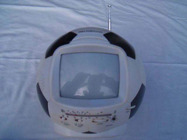 Televisão/Rádio antiga (Euro 2004)