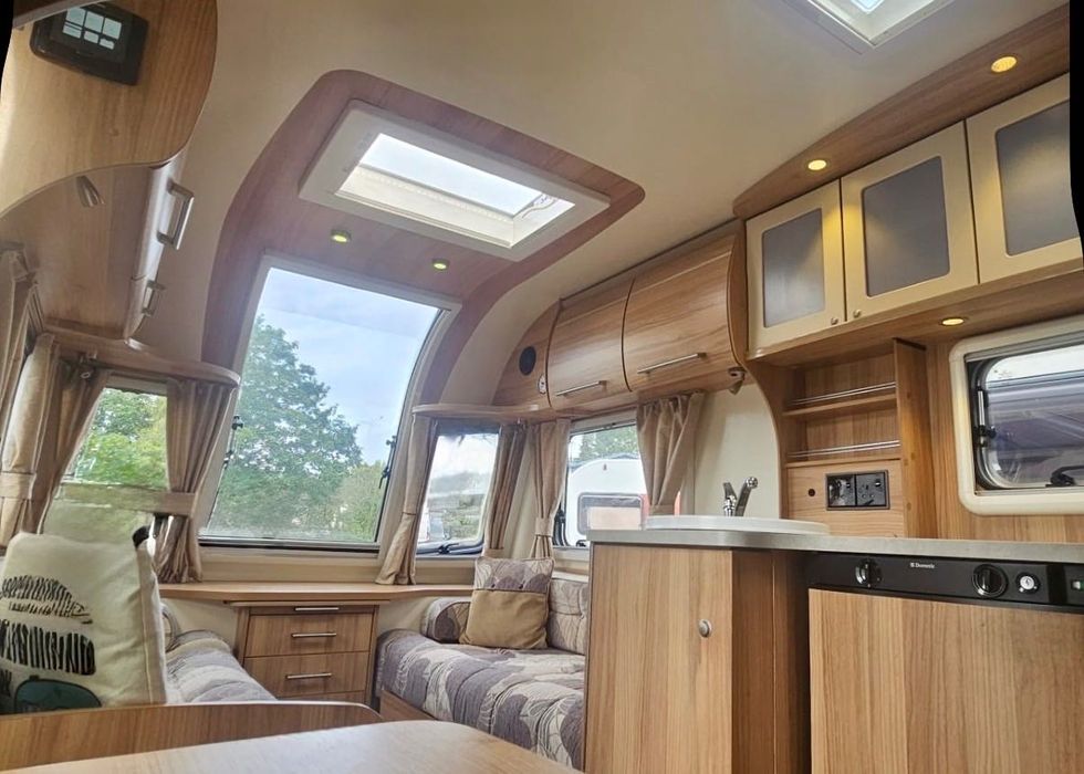 Caravana Bailey Pegasus GT65 Rimini - Panel Solar