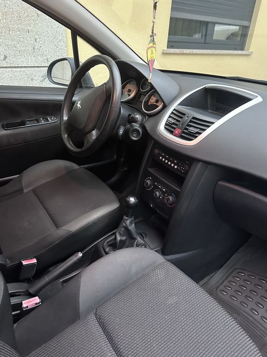 Peugeot 207 1.4 HDi Diesel — 2010 — photo 4