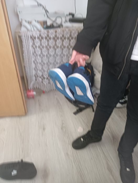 Buty wajne niebieskie sprzedaje bo niema mojego rozmiaru
