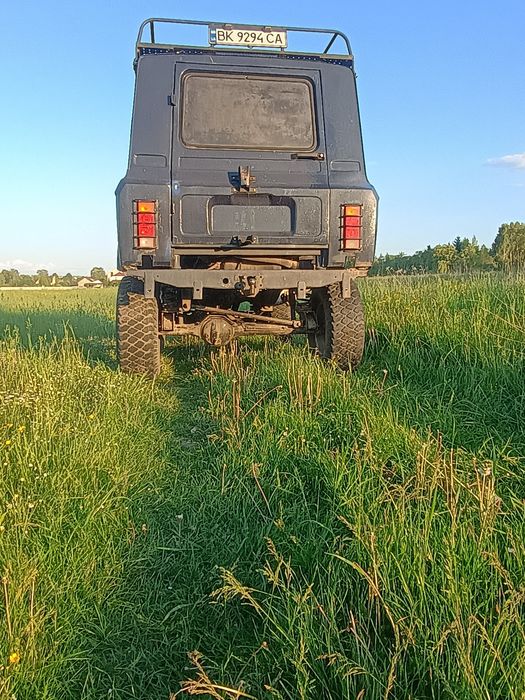 Продам автомобіль аро