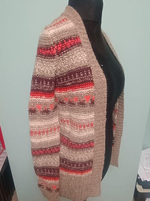 Sweter z dodatkiem wełny XS