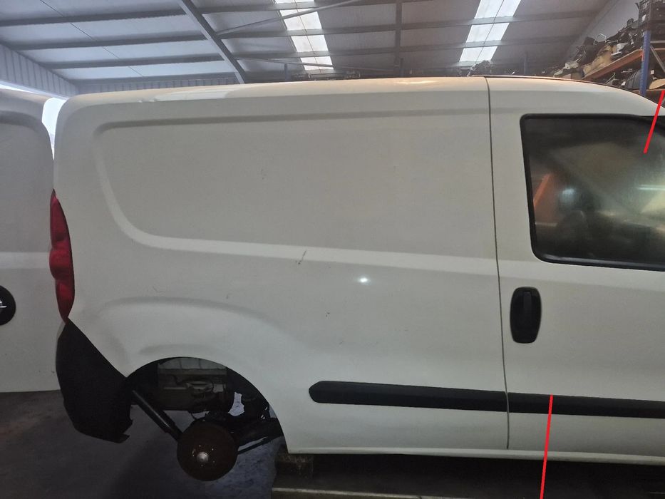 Painel trás direito OPEL Combo Furgão/Combi (X12)