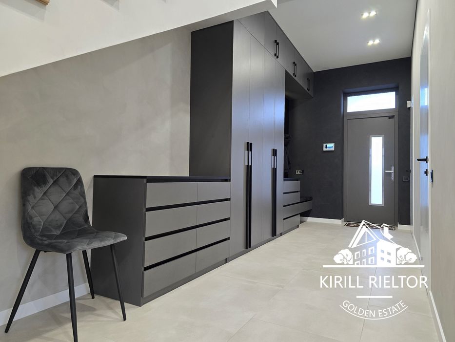 Продается дом-дуплекс «Smart House» в городке «Золотые Ключи»