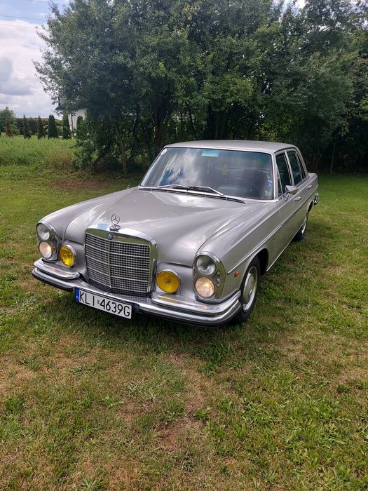 Mercedes-Benz 280