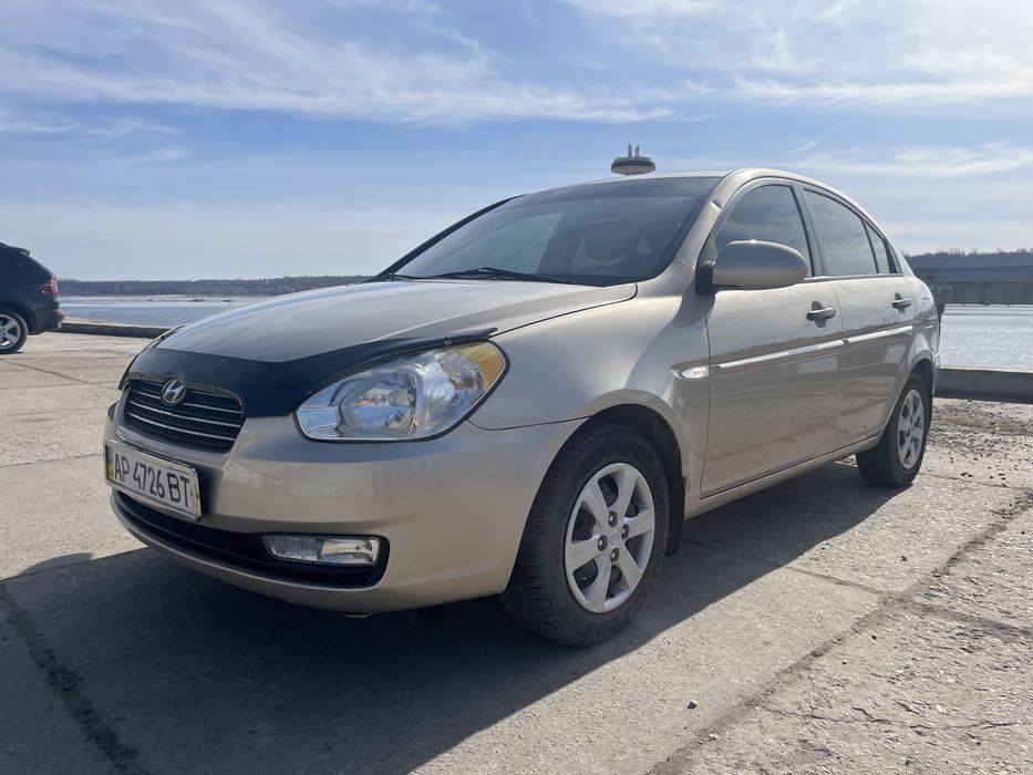 Hyundai accent 2009 рік