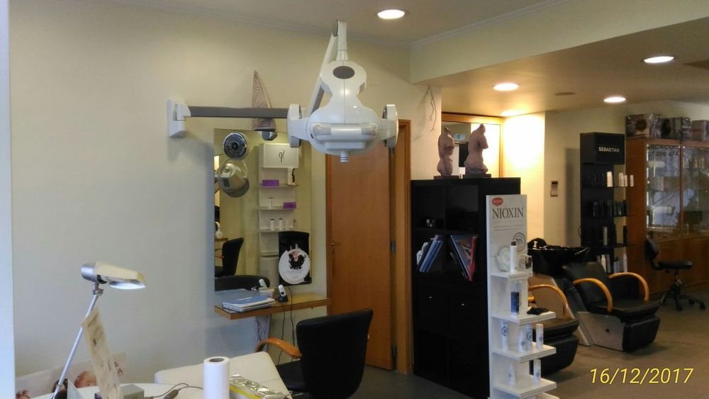 Bancadas e outros equipamentos