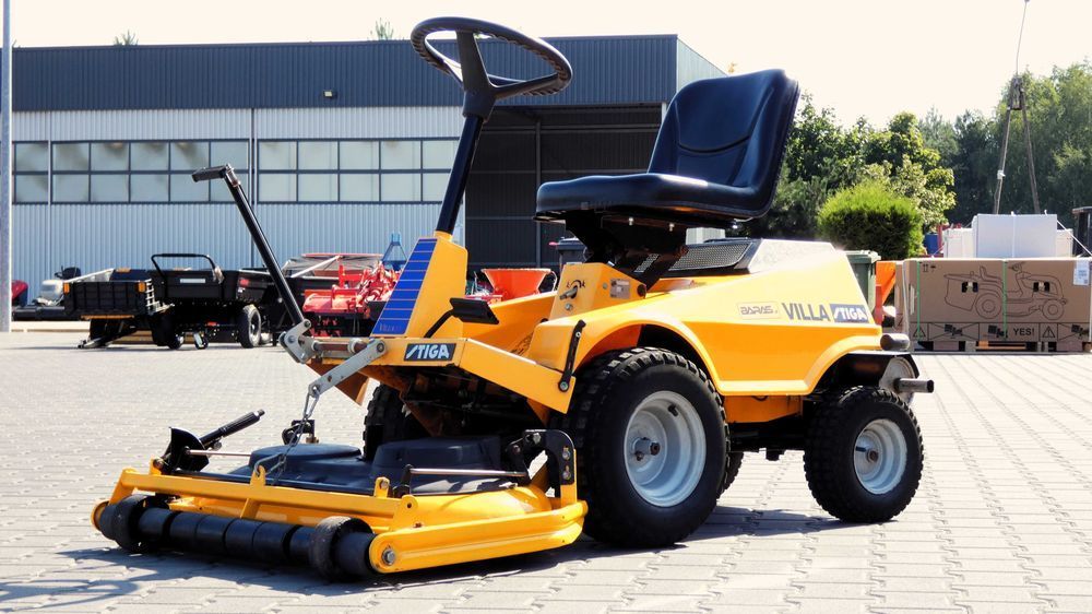 Traktorek kosiarka Stiga Villa Briggs&Stratton (200802.5) - Baras
