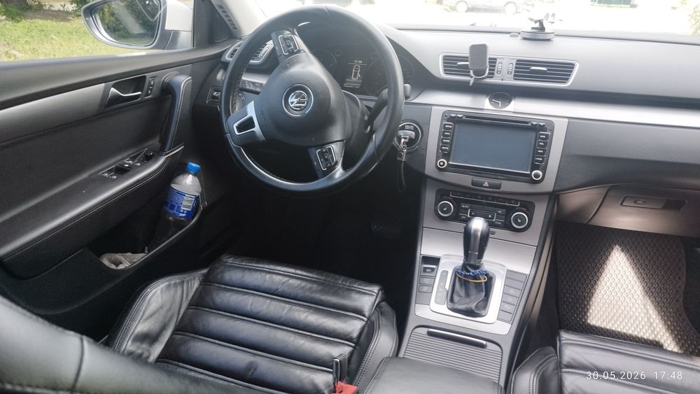 VW Passat B7 R-line
