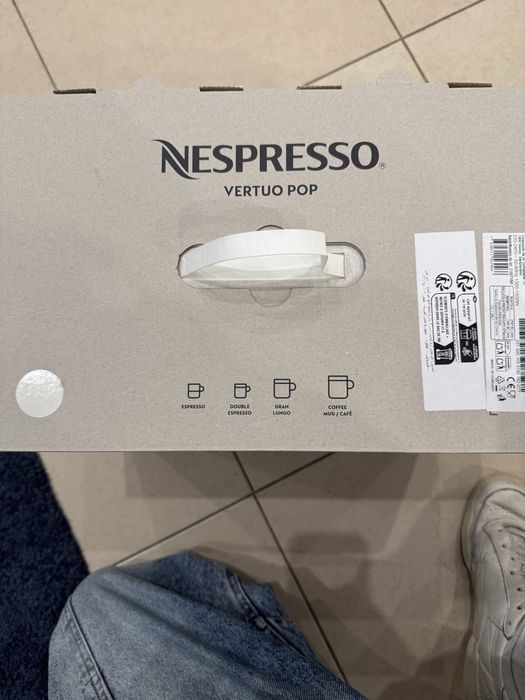 Vendo maquina Nespresso Vertuo pop