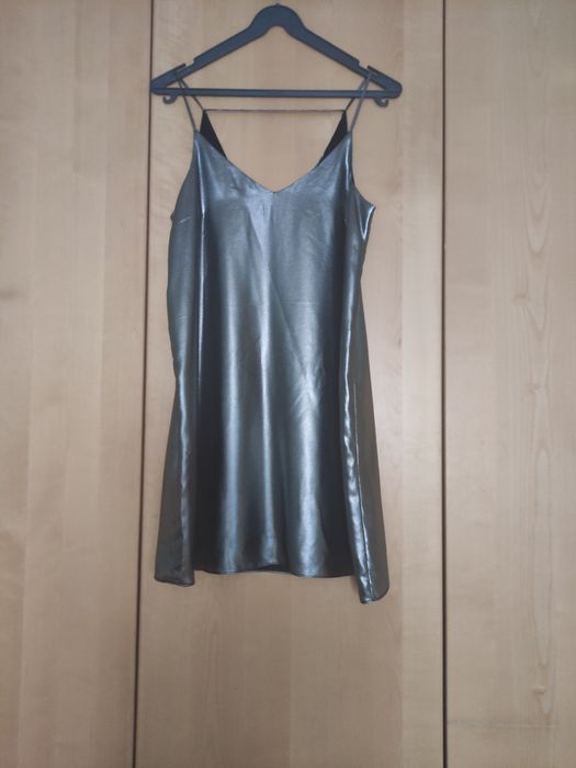 Sukienka srebrna River Island roz. 36