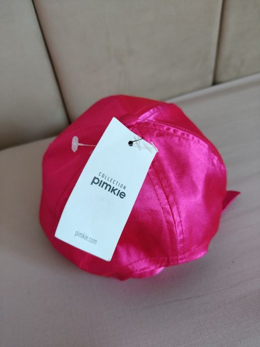 Czapka z daszkiem różowa a'la satyna Pimkie