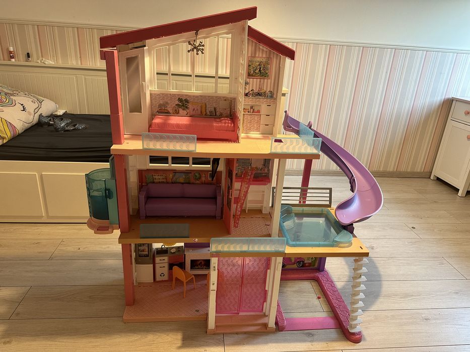 Domek Barbie oryginalny duży z basen + winda + zjeżdżalnia