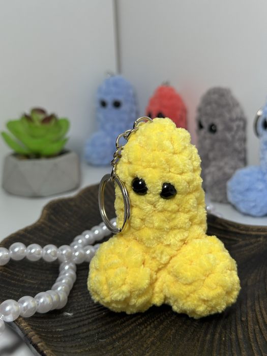 Вʼязана плюшева іграшка, член, пеніс, подарунок , брелок, іграшка 18+