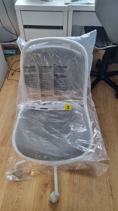 Krzesło Ikea  do biurka dla dziecka