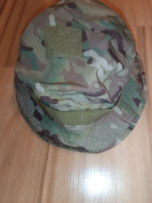 Kapelusz camogrom (prawie multicam)