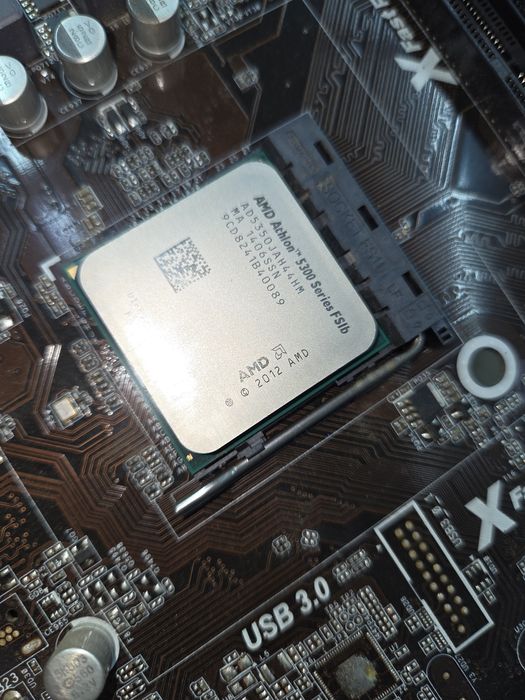 Płyta asrock am1b-m, procesor AMD Athlon 5350, ram ddr3 4GB