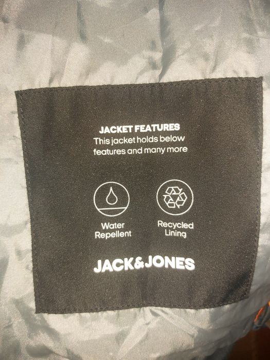 Продам новую куртку,осеннюю jack & jones